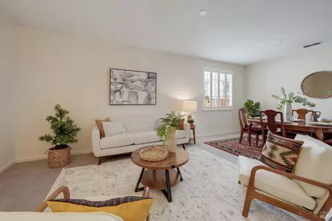 Living - 5144 Blue Ct, Fairfield, CA 94534 photo 1 of 3