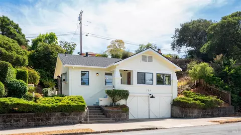 733 I St, Petaluma, CA 94952