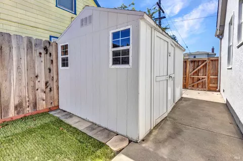 Exterior - 2328 Napa St, Vallejo, CA 94590 photo 16 of 20