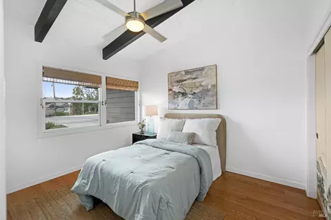 Bedroom - 1693 View Dr, San Leandro, CA 94577 photo 3 of 5