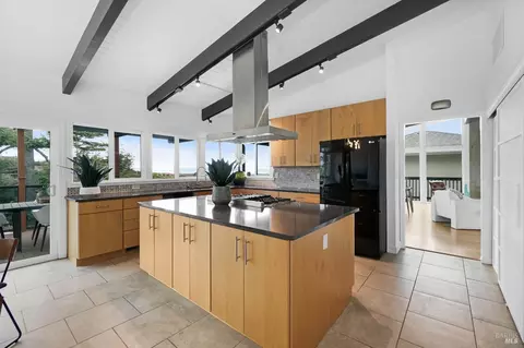 Kitchen - 1693 View Dr, San Leandro, CA 94577 photo 1 of 6