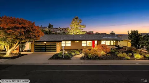 Exterior - 1693 View Dr, San Leandro, CA 94577 photo 9 of 23