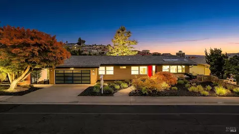 Exterior - 1693 View Dr, San Leandro, CA 94577 photo 22 of 23