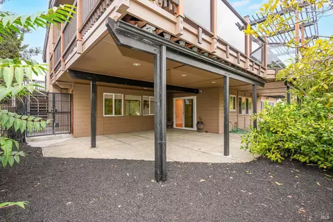 Exterior - 1693 View Dr, San Leandro, CA 94577 photo 8 of 23