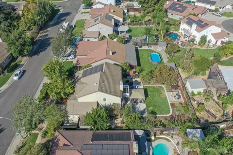 View/Area - 740 Alexander Dr, Dixon, CA 95620 photo 3 of 6