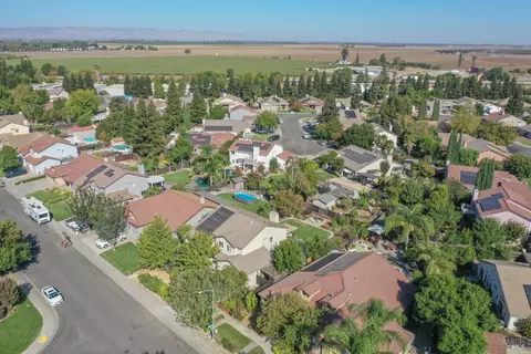 View/Area - 740 Alexander Dr, Dixon, CA 95620 photo 5 of 6