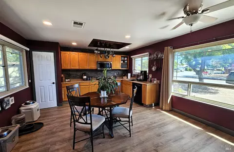 Kitchen - 2461 Oceanic Dr, Fairfield, CA 94533 photo 1 of 4