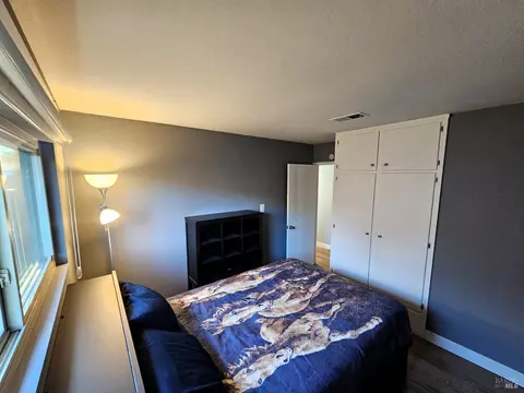 Bedroom - 2461 Oceanic Dr, Fairfield, CA 94533 photo 3 of 3