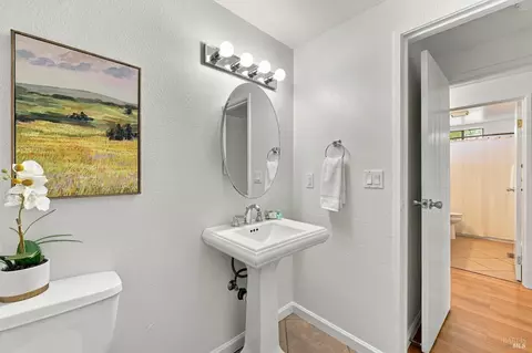 Bath - 600 4th St, Napa, CA 94559 photo 3 of 3