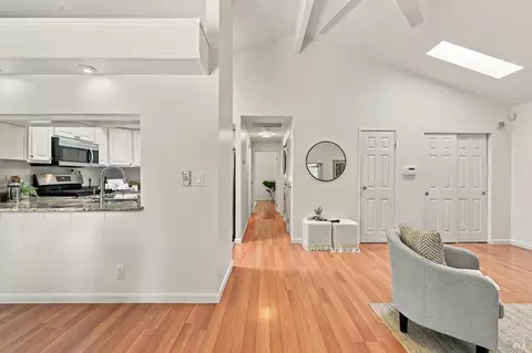 Entry Way - 600 4th St, Napa, CA 94559 photo 4 of 4