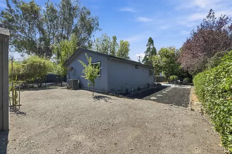 Exterior - 600 4th St, Napa, CA 94559 photo 9 of 14