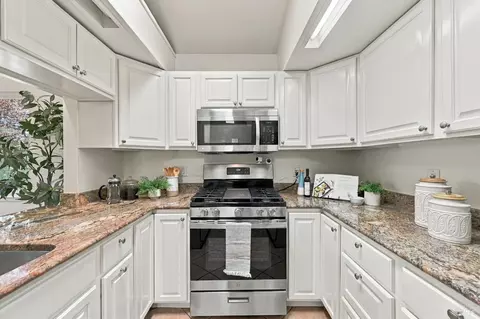 Kitchen - 600 4th St, Napa, CA 94559 photo 3 of 5