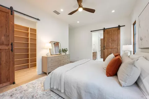 Bedroom - 660 Oak Ln, Sonoma, CA 95476 photo 3 of 7