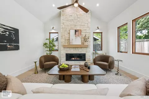 Living - 660 Oak Ln, Sonoma, CA 95476 photo 2 of 6