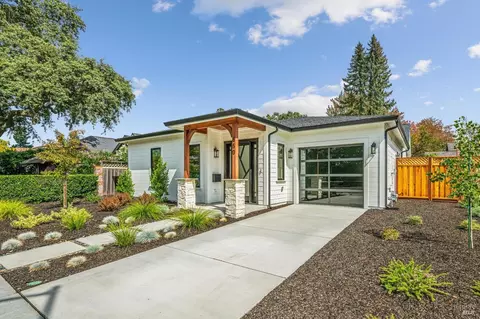 Exterior - 660 Oak Ln, Sonoma, CA 95476 photo 8 of 8