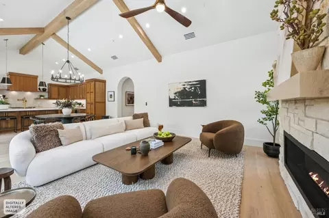 Living - 660 Oak Ln, Sonoma, CA 95476 photo 5 of 6