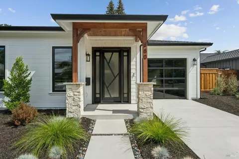 Exterior - 660 Oak Ln, Sonoma, CA 95476 photo 2 of 8