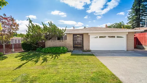 3511 Sandybrook Ln, Napa, CA 94558