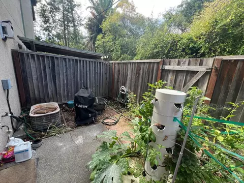Exterior - 20 Bridgegate Way, Napa, CA 94559 photo 5 of 8