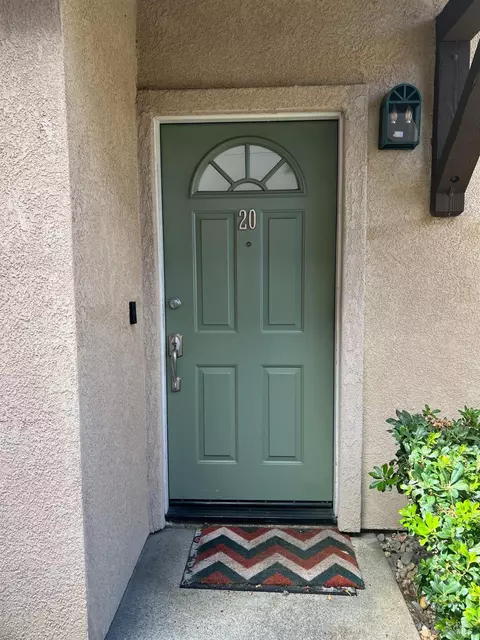 Entry Way - 20 Bridgegate Way, Napa, CA 94559 photo 1 of 6