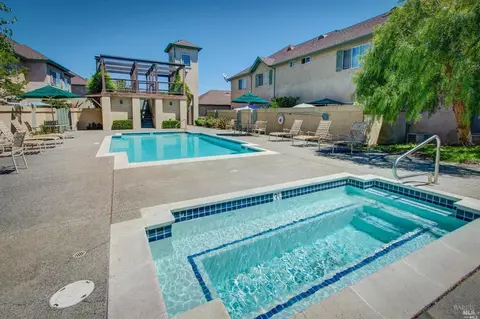 Exterior - 20 Bridgegate Way, Napa, CA 94559 photo 6 of 8