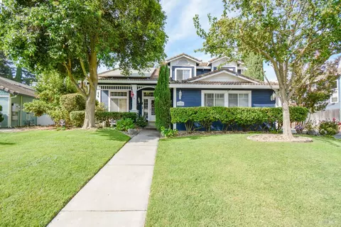 Exterior - 635 Hansen Ct, Dixon, CA 95620 photo 2 of 9