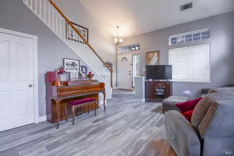 Other - 635 Hansen Ct, Dixon, CA 95620 photo 3 of 14