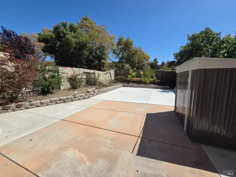 Exterior - 7511 King Leopold Ct, Vallejo, CA 94591 photo 3 of 8