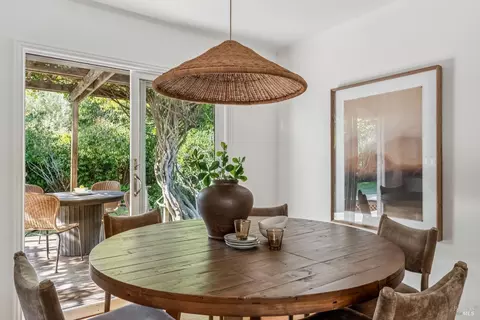 Dining - 74 Mohawk Ave, Corte Madera, CA 94925 photo 2 of 2