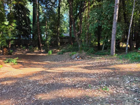 24157 Birch Cir, Willits, CA 95490 photo 2