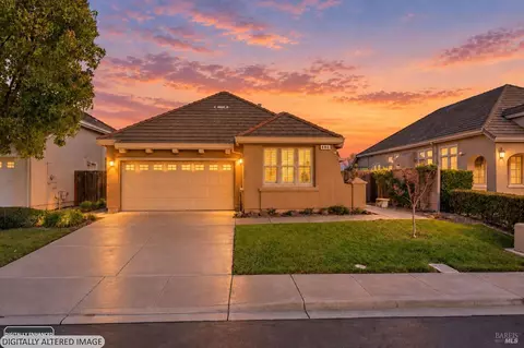 686 Sweet Bay Cir, Vacaville, CA 95687
