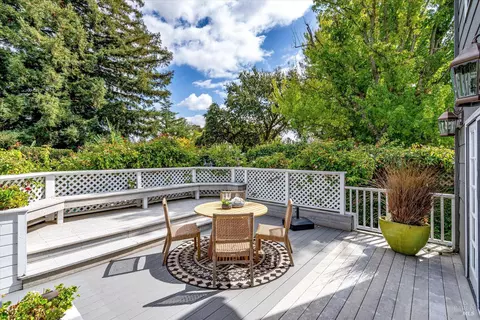 Exterior - 852 2nd St E, Sonoma, CA 95476 photo 12 of 18