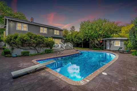 Exterior - 852 2nd St E, Sonoma, CA 95476 photo 5 of 18