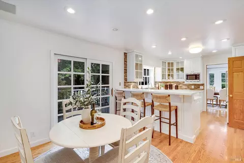 Dining - 852 2nd St E, Sonoma, CA 95476 photo 3 of 3