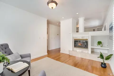 Living - 852 2nd St E, Sonoma, CA 95476 photo 4 of 4