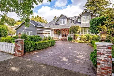 Exterior - 852 2nd St E, Sonoma, CA 95476 photo 2 of 18