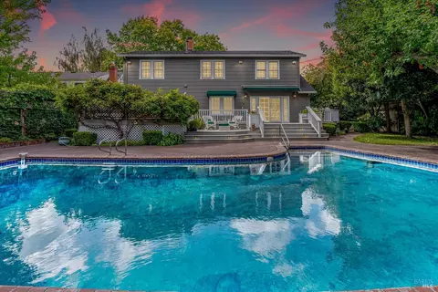 Exterior - 852 2nd St E, Sonoma, CA 95476 photo 6 of 18