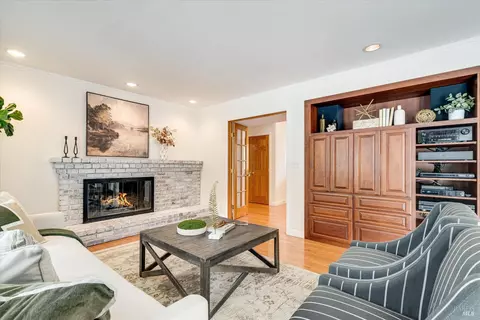 Living - 852 2nd St E, Sonoma, CA 95476 photo 3 of 4
