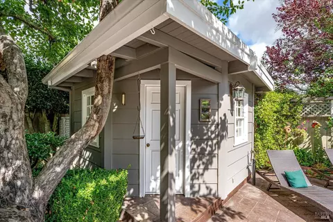 Exterior - 852 2nd St E, Sonoma, CA 95476 photo 7 of 18