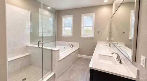 Bath - 1517 Hidden Creek Ln, Milpitas, CA 95035 photo 1 of 4