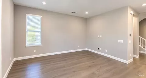 Living - 1517 Hidden Creek Ln, Milpitas, CA 95035 photo 2 of 3