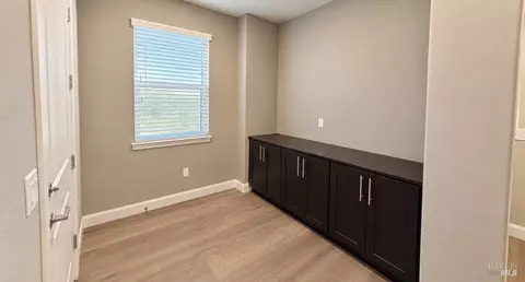 Entry Way - 1517 Hidden Creek Ln, Milpitas, CA 95035 photo 2 of 3
