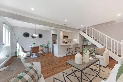 1513 Guerneville Rd, Santa Rosa, CA 95403