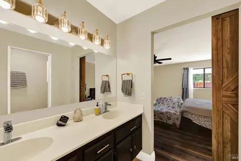 Bath - 760 Stallion Cir, Fairfield, CA 94533 photo 1 of 3