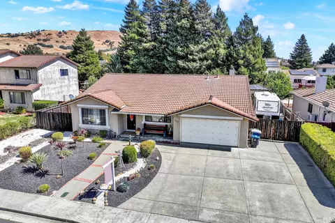 View/Area - 760 Stallion Cir, Fairfield, CA 94533 photo 2 of 4