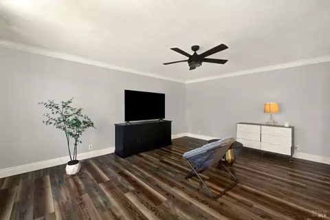 Living - 760 Stallion Cir, Fairfield, CA 94533 photo 3 of 8