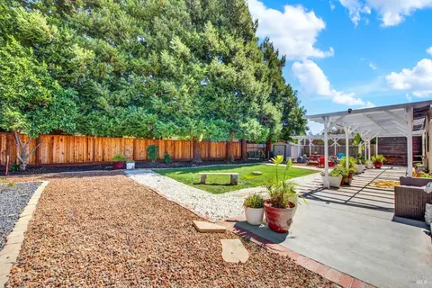 Exterior - 760 Stallion Cir, Fairfield, CA 94533 photo 32 of 38
