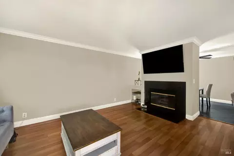 Living - 760 Stallion Cir, Fairfield, CA 94533 photo 7 of 8