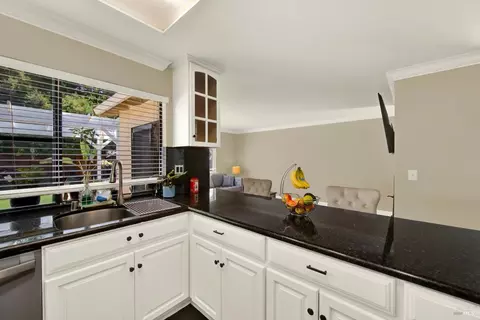 Kitchen - 760 Stallion Cir, Fairfield, CA 94533 photo 7 of 9
