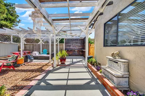 Exterior - 760 Stallion Cir, Fairfield, CA 94533 photo 19 of 38